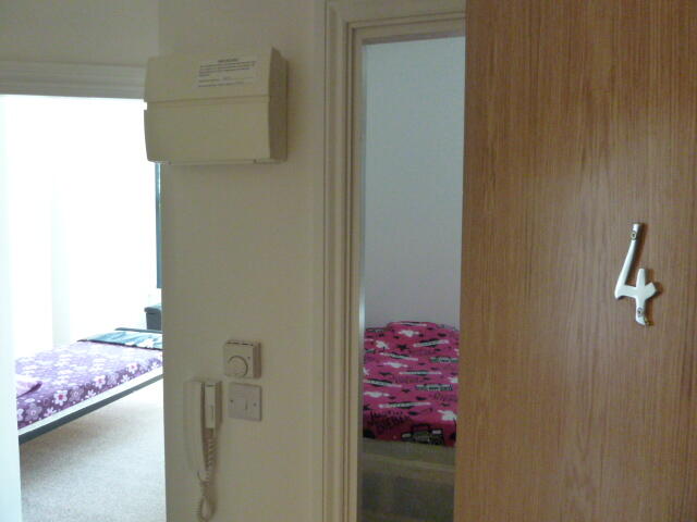 8 Whitefield Terrace, Flat 4, Plymouth, PL4 8NH Image 6