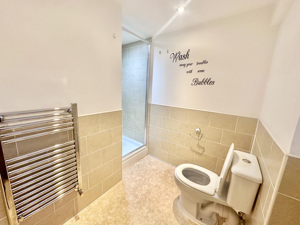 12 Whitefield Tce, Flat 8, Plymouth, PL4 8NH Image 5