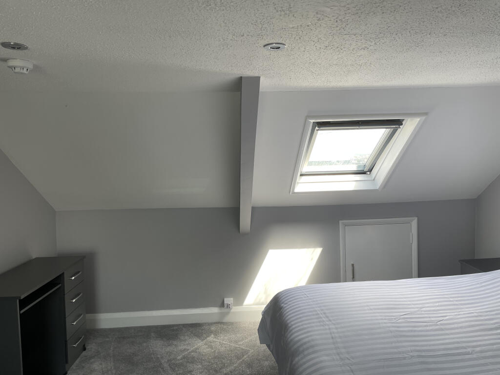 13 Hill Park Crescent flat 3 TFF, Plymouth, Devon, PL4 8JW Image 5