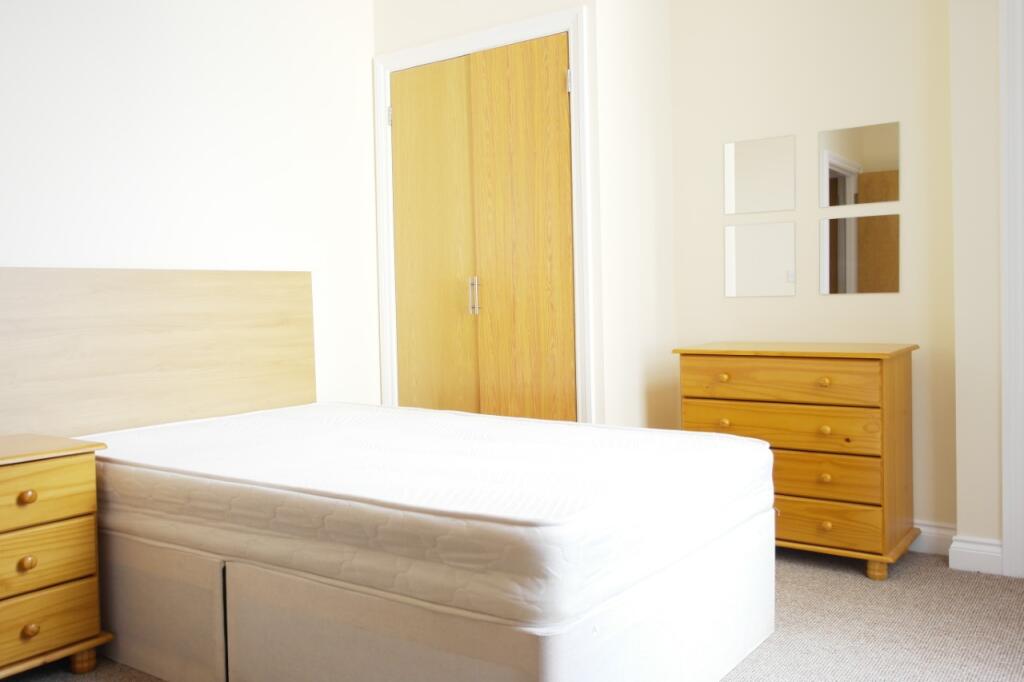 1 Sutherland Road F2, Plymouth, Devon, PL4 6BW Image 3