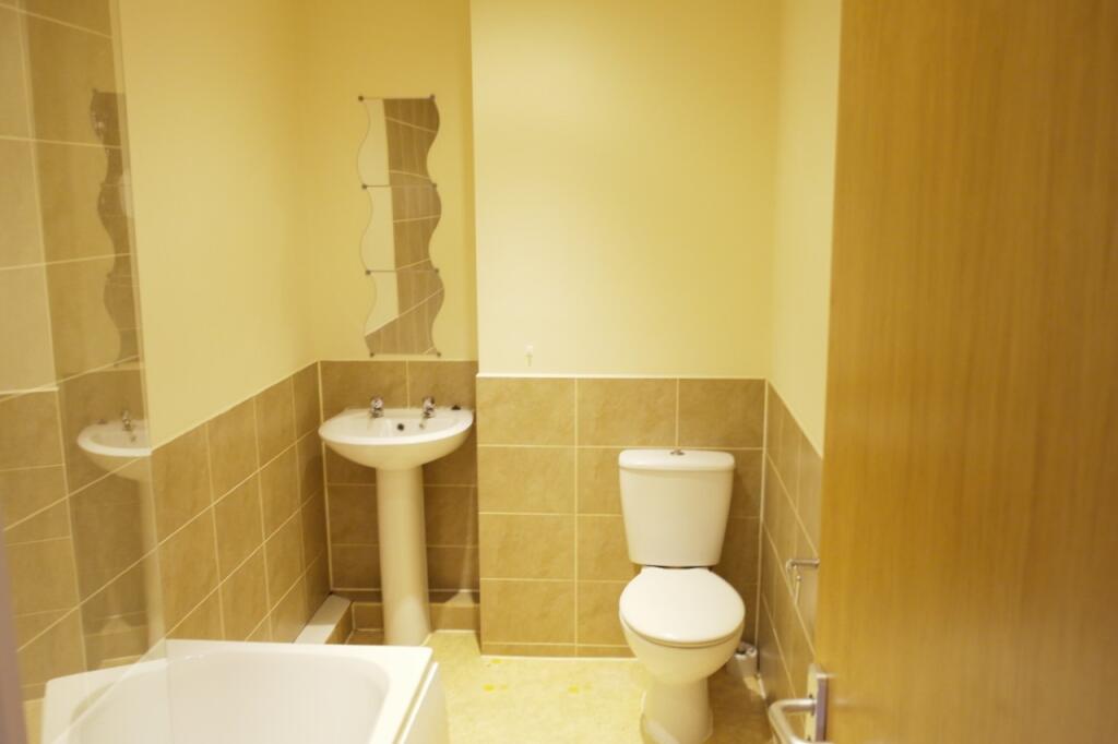 1 Sutherland Road F2, Plymouth, Devon, PL4 6BW Image 6