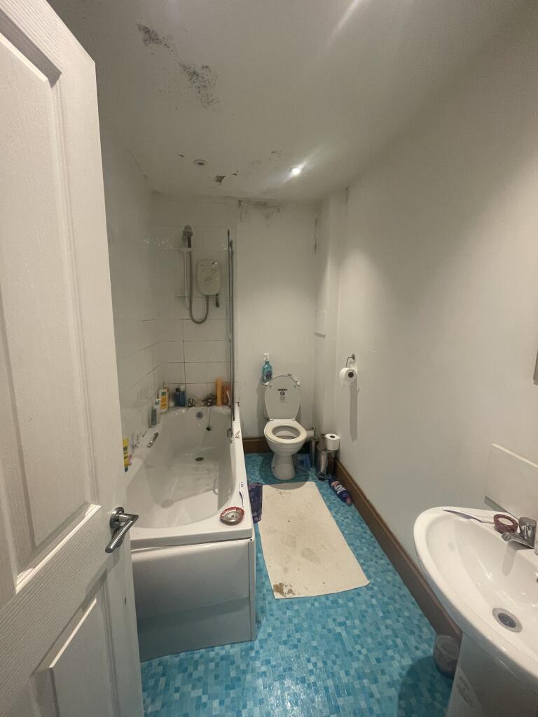 14 Napier Terrace - Ground, Plymouth, Devon, PL4 6ER Image 5