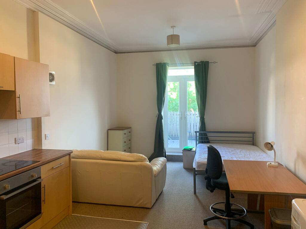 24 Woodland Terrace Flat 3, Plymouth, Devon, PL4 8NL Image 8