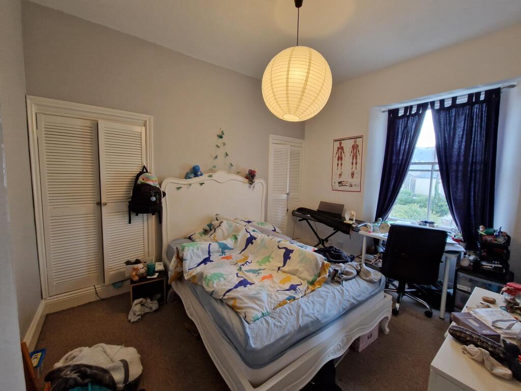 15 North Road East, F2 Image 3