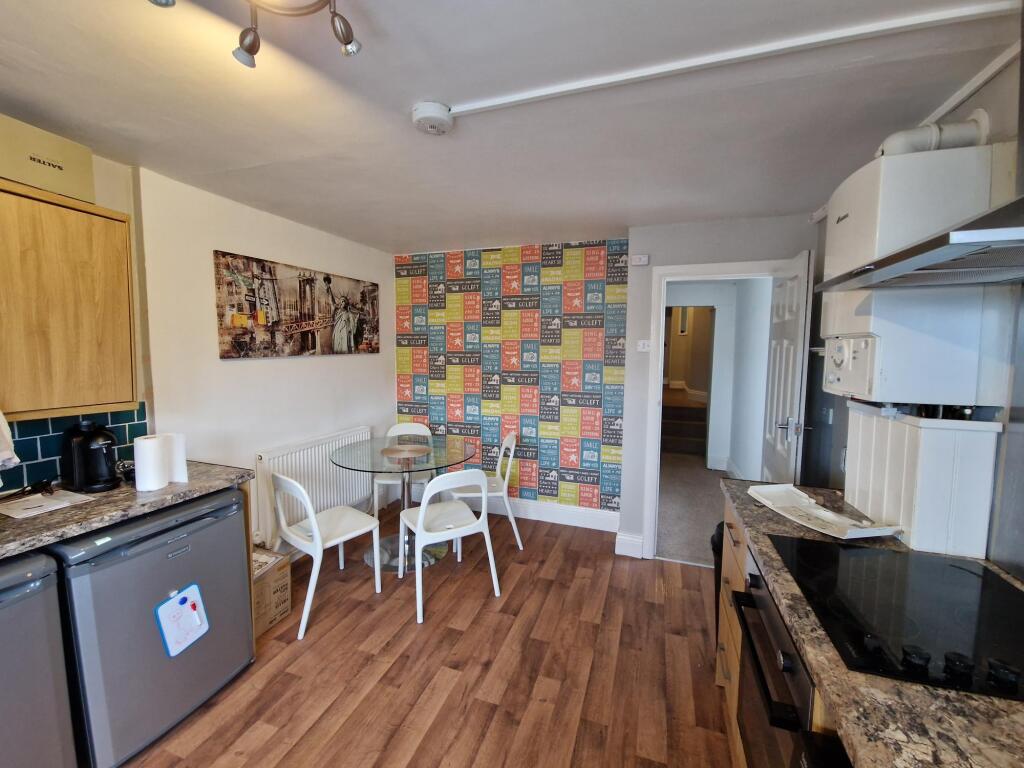 15 North Road East, F2, Plymouth, Devon, PL4 6AS Image 3