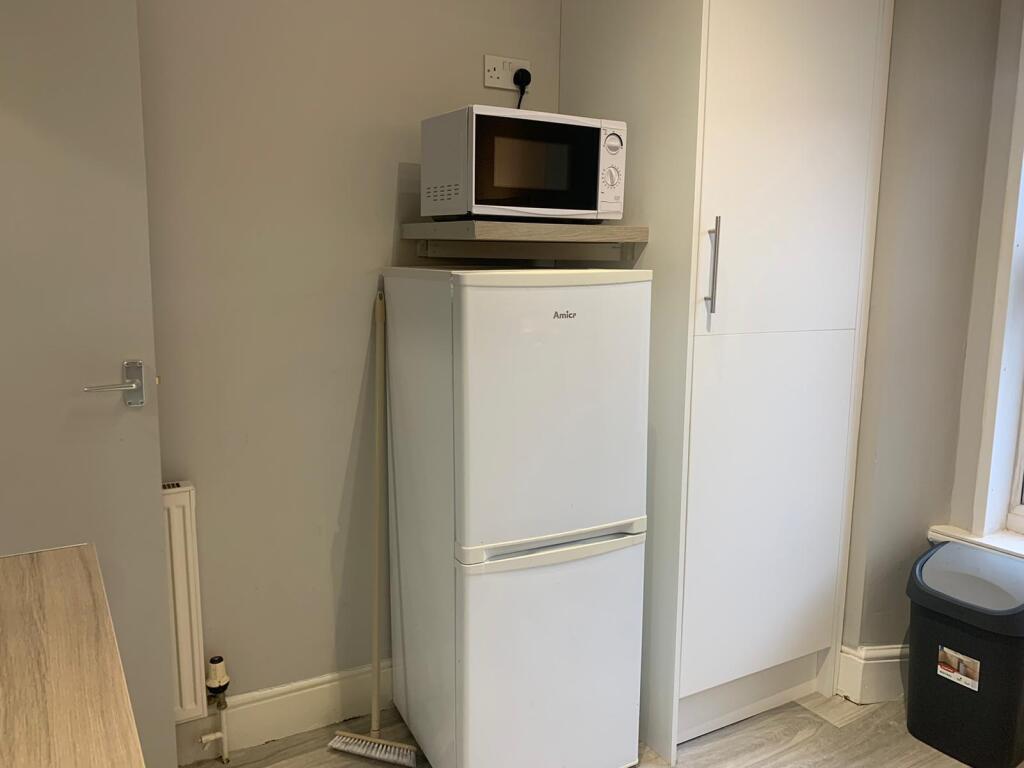 36 Houndiscombe Road, Flat 4, Plymouth, Devon, PL4 6HF Image 4