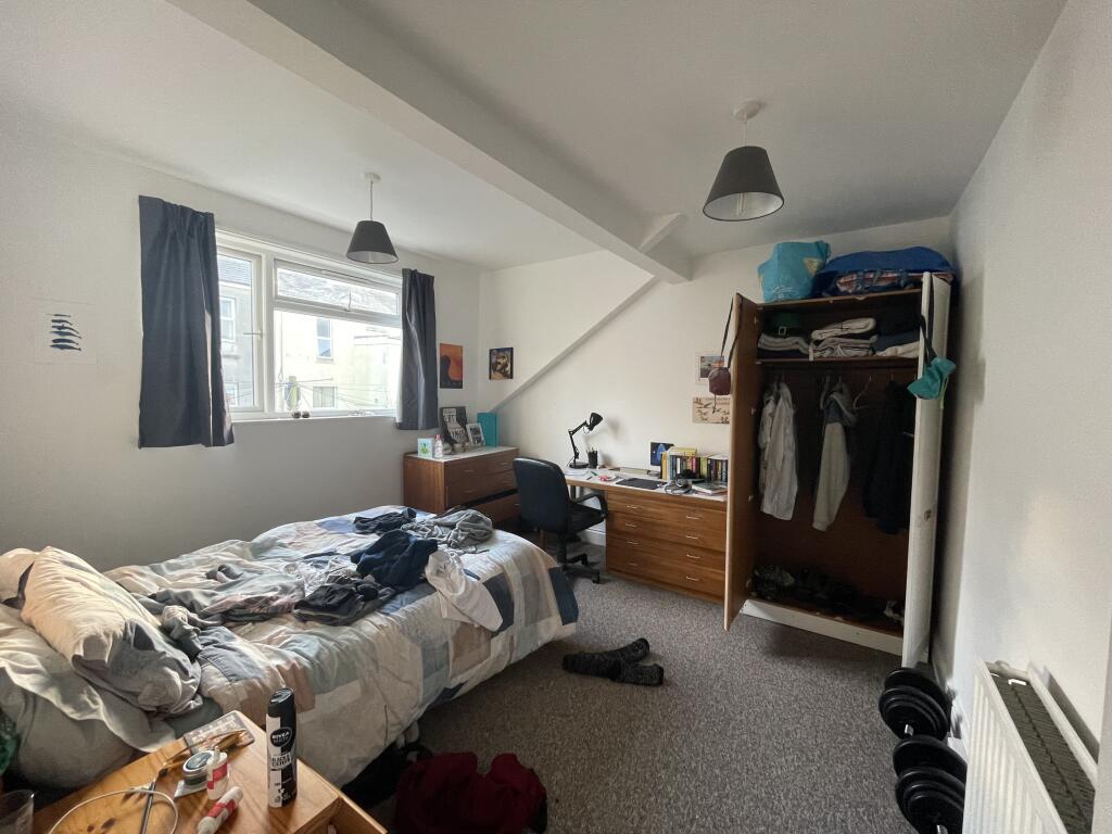 16 Napier Terrace, Maisonette, Plymouth, Devon, PL4 6ER Image 3