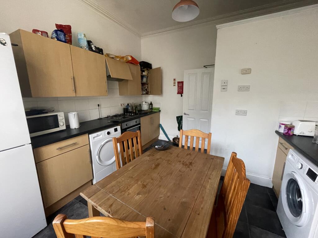 16 Napier Terrace, Maisonette, Plymouth, Devon, PL4 6ER Image 5