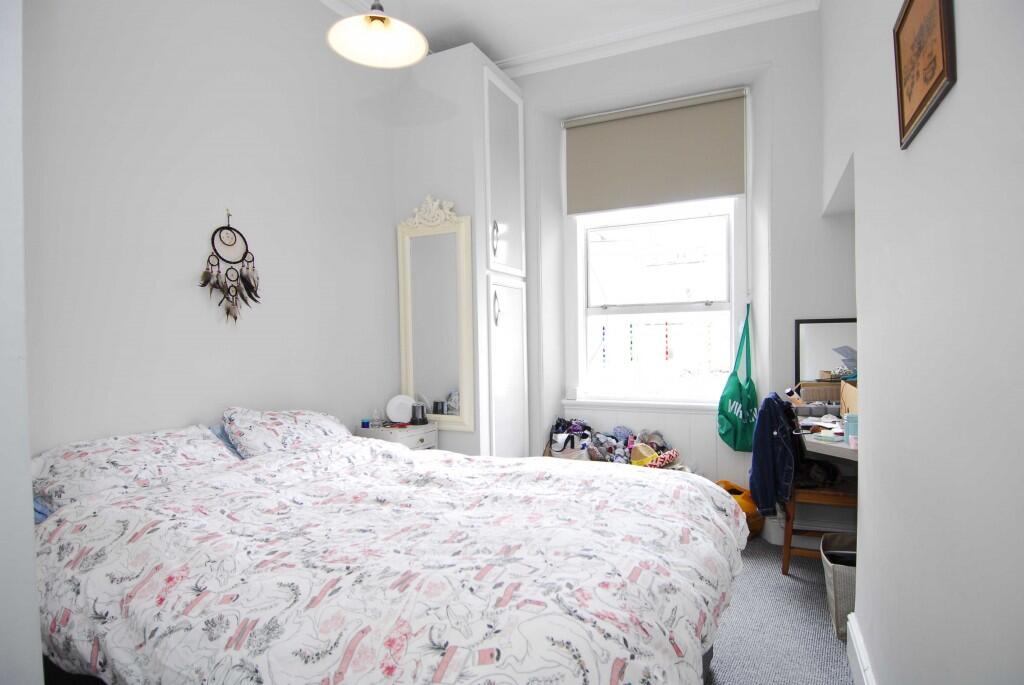 36 Houndiscombe Road, Flat 3 Image 3