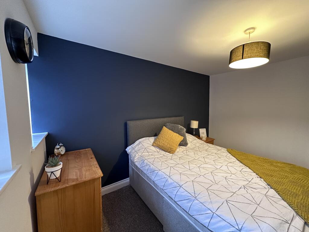 30 Ermington Terrace, Flat 2 Image 3