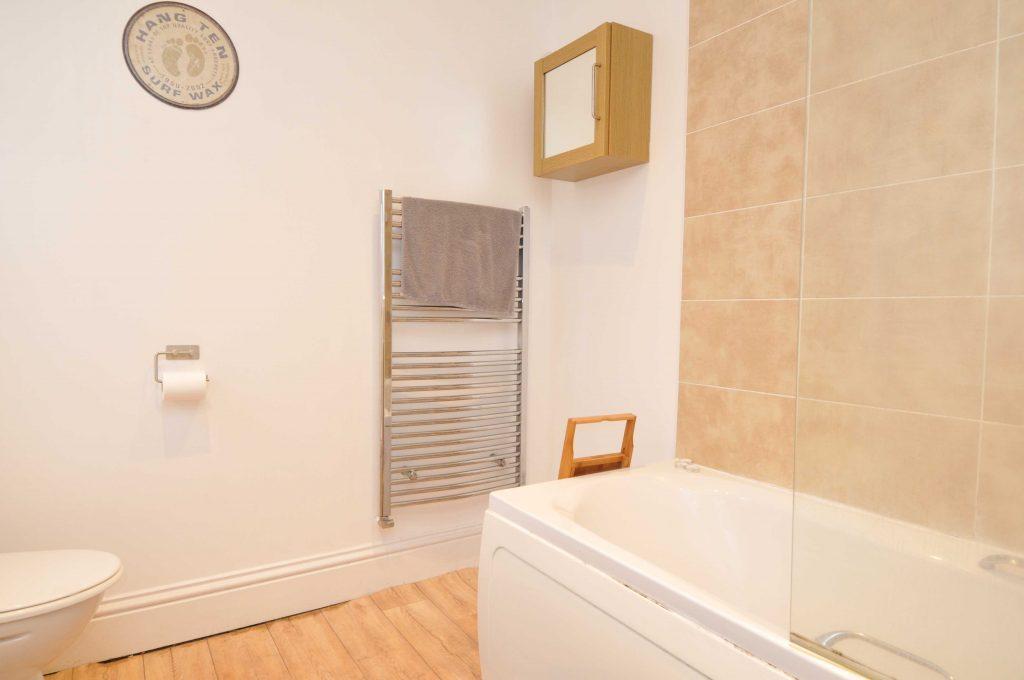 28 Seymour Avenue Image 2