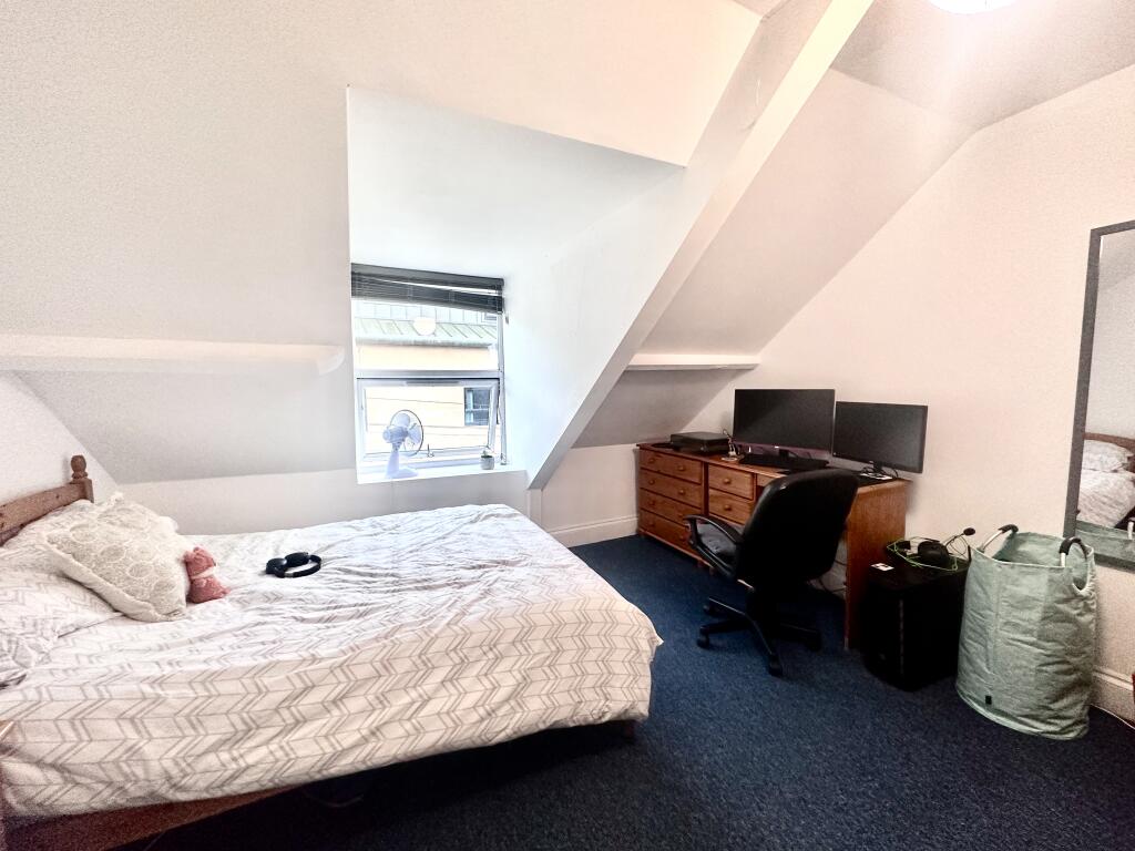 4 Napier Terrace, Maisonette, Plymouth, Devon, PL4 6ER Image 7