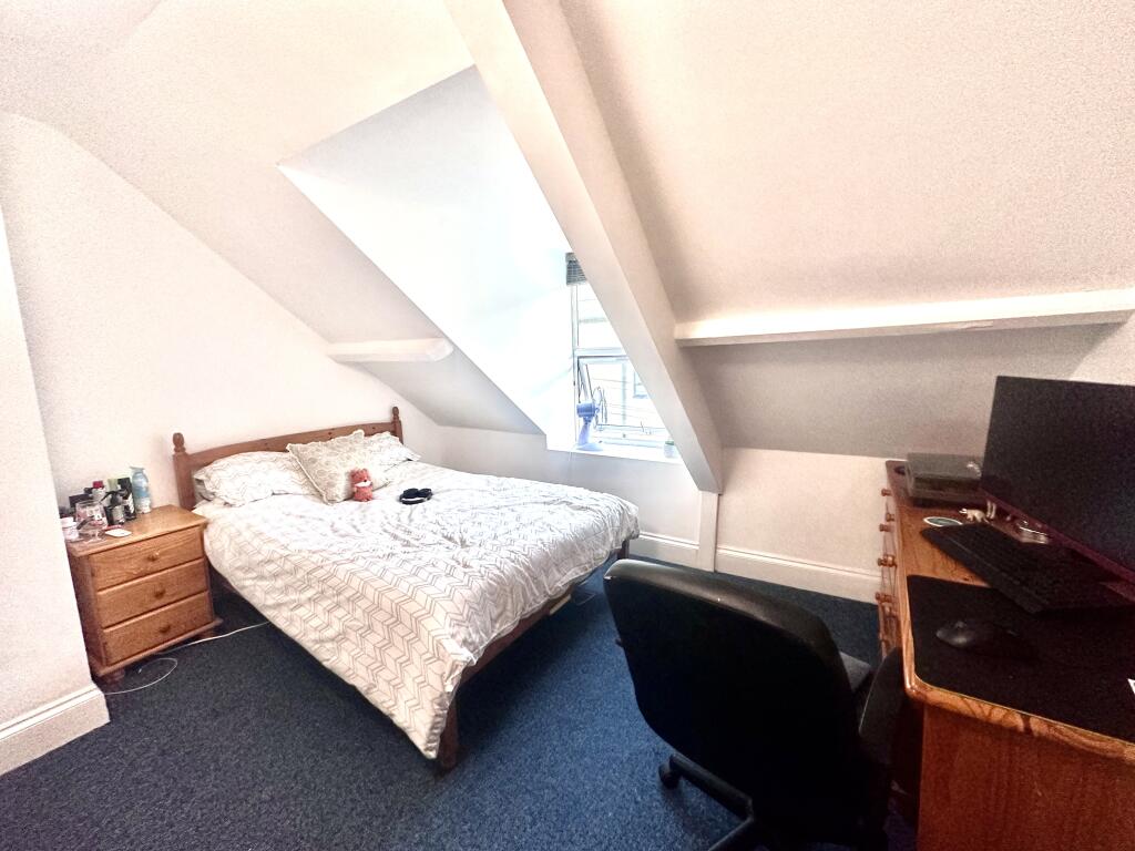 4 Napier Terrace, Maisonette, Plymouth, Devon, PL4 6ER Image 8