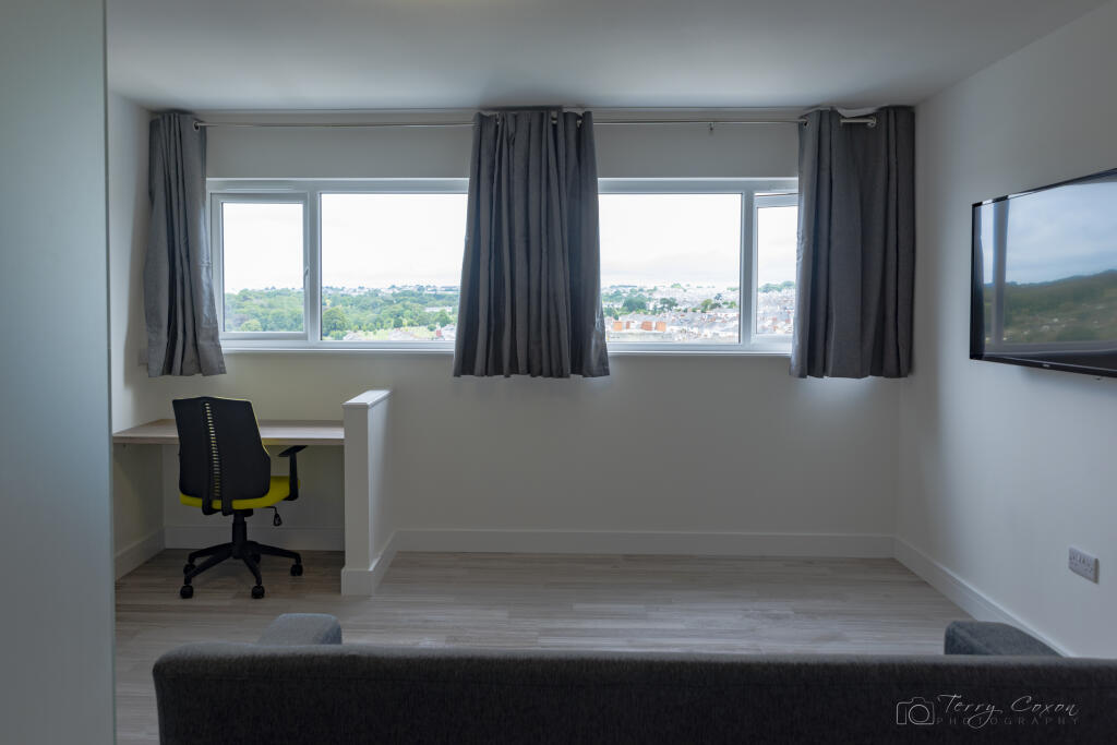 Derry Villas Deluxe Studio, Plymouth, Devon, PL4 6AN Image 6