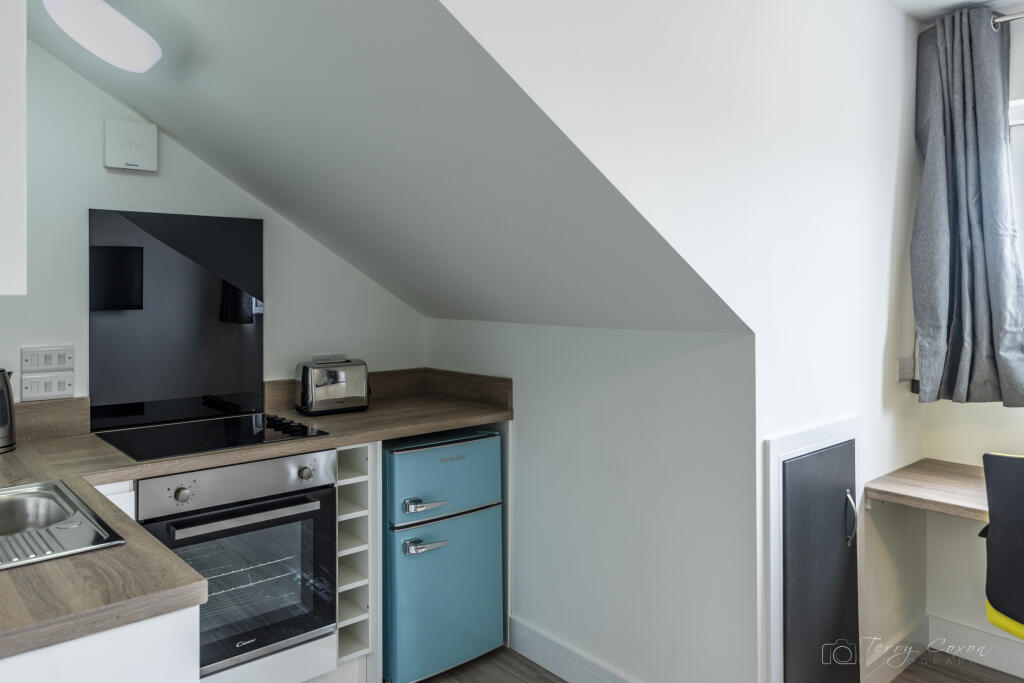 Derry Villas Deluxe Studio, Plymouth, Devon, PL4 6AN Image 7