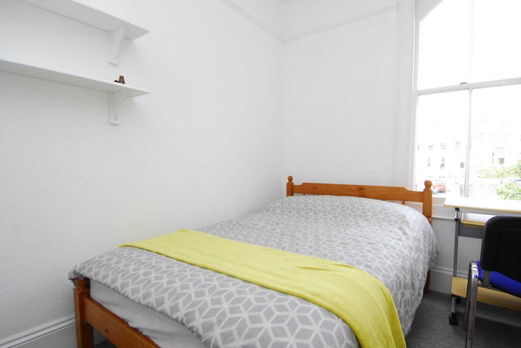 6 Napier Terrace, Maisonette, Plymouth, Devon, PL4 6ER Image 4