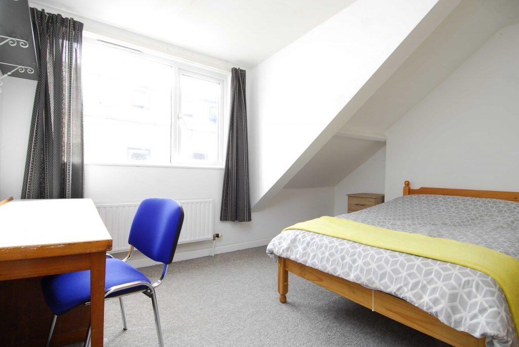 6 Napier Terrace, Maisonette, Plymouth, Devon, PL4 6ER Image 5