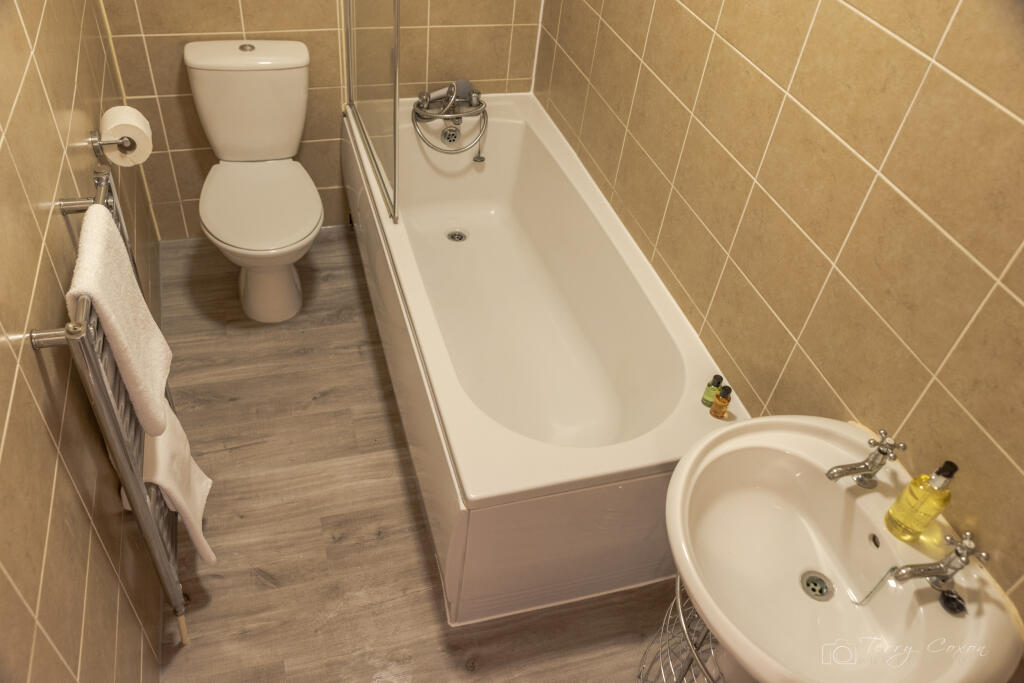 10 Lipson Road, Flat 1 Image 3