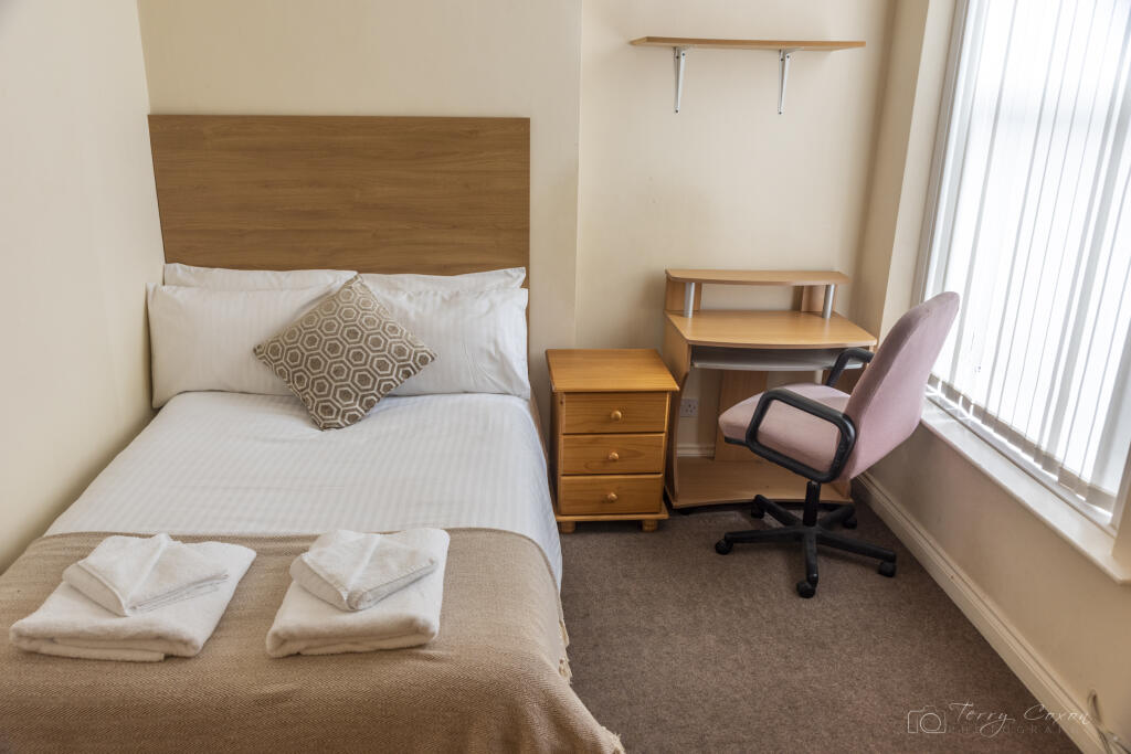 10 Lipson Road, Flat 1, Plymouth, PL4 8PN Image 8