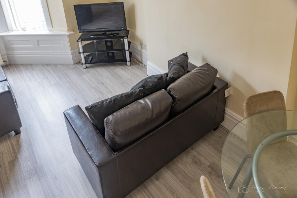 10 Lipson Road, Flat 1, Plymouth, PL4 8PN Image 17