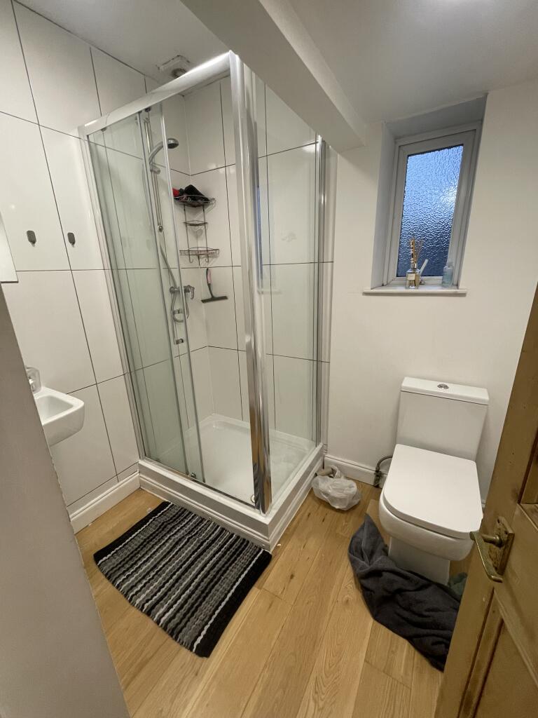 19 Cheltenham Place, Plymouth, Devon, PL4 7DZ Image 4