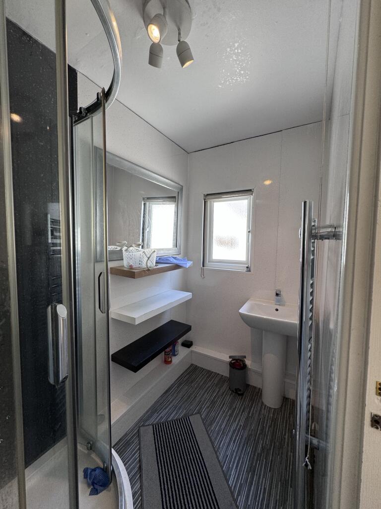 17 Headland Park Flat 2, Plymouth, Devon, PL4 8HS Image 17