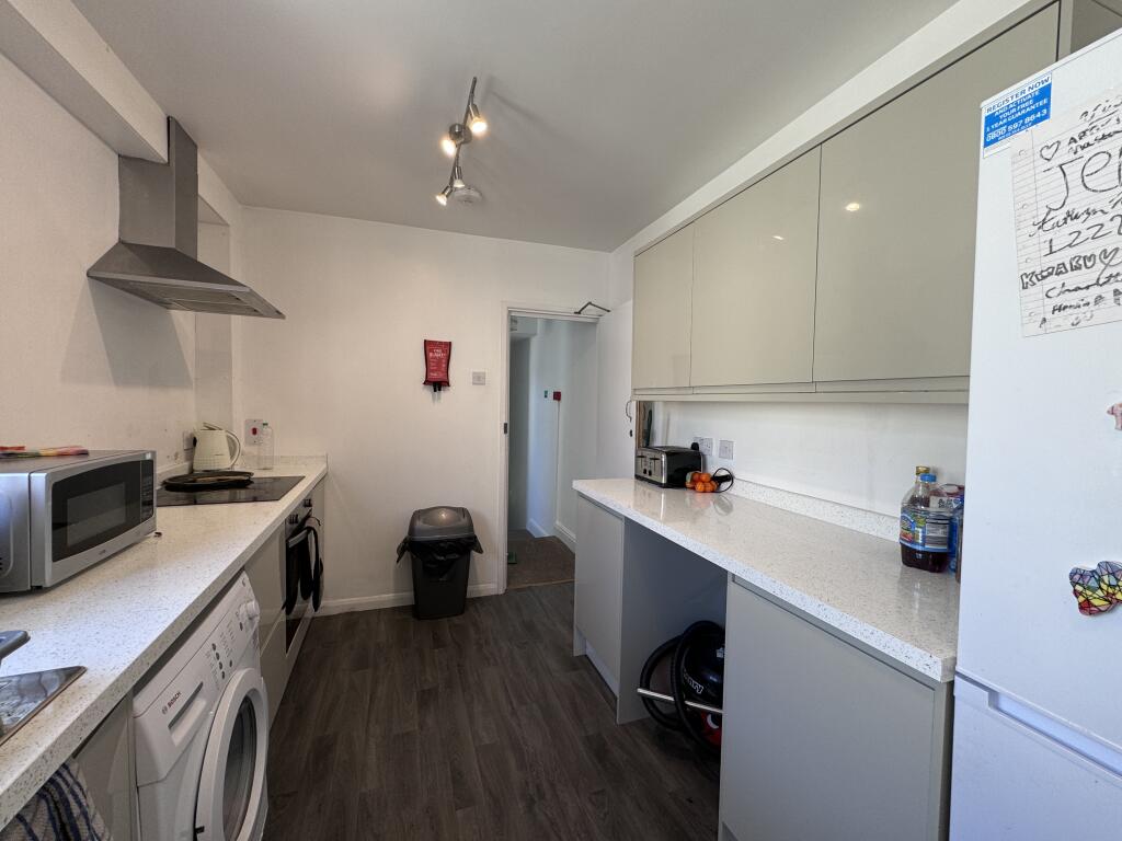 17 Headland Park Flat 2, Plymouth, Devon, PL4 8HS Image 19