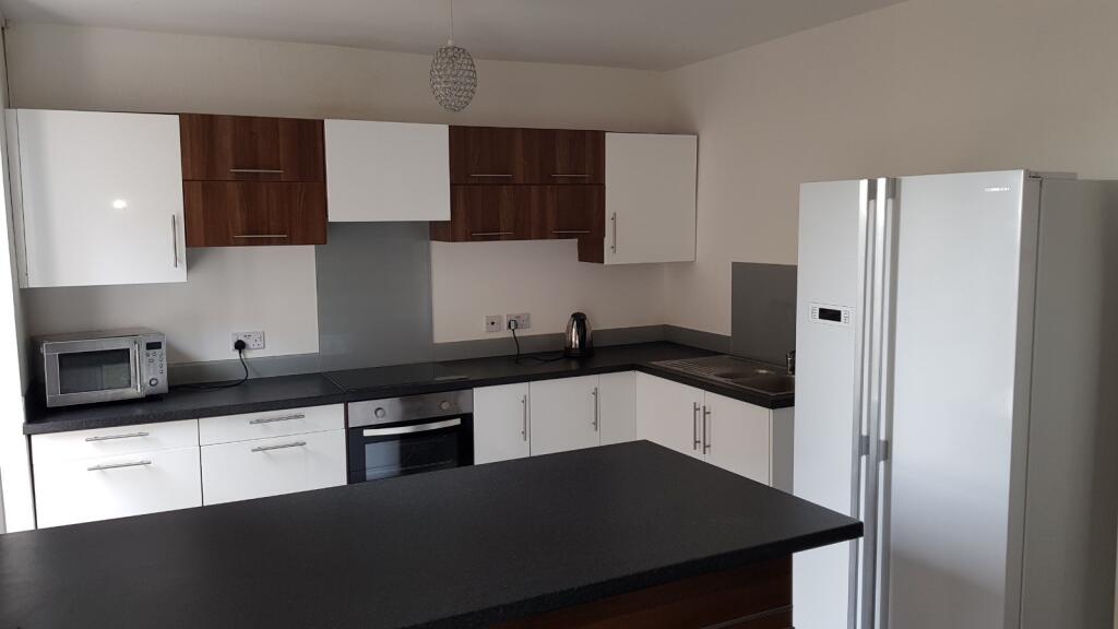 25 Beatrice Avenue, Plymouth, Devon, PL4 8QB Image 3