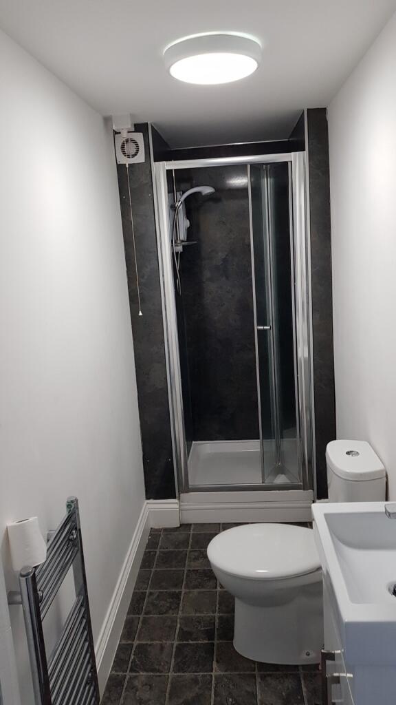 25 Beatrice Avenue, Plymouth, Devon, PL4 8QB Image 5