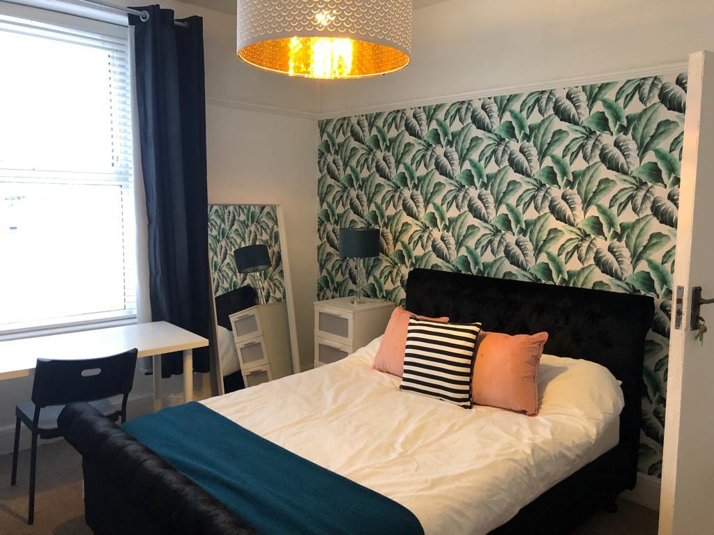 27 Furzehill Road, Plymouth, Devon, PL4 7JZ Image 8