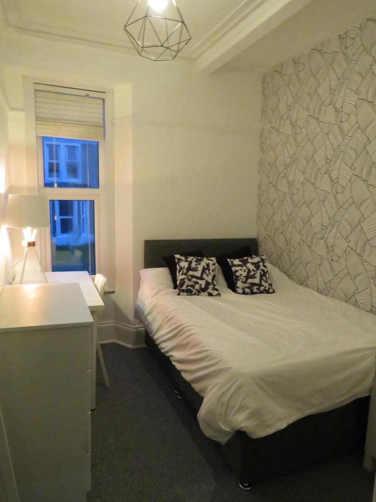 27 Furzehill Road, Plymouth, Devon, PL4 7JZ Image 12