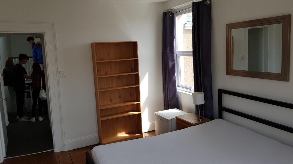 25 Beatrice Avenue, Plymouth, Devon, PL4 8QB Image 16