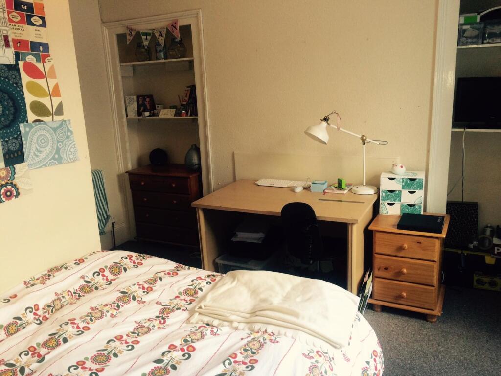 49 Hill Park Crescent, Plymouth, PL4 8JW Image 9