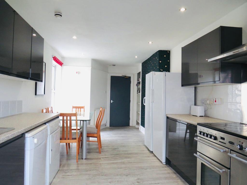 152 North Road East, Plymouth, Devon, PL4 6AQ Image 30