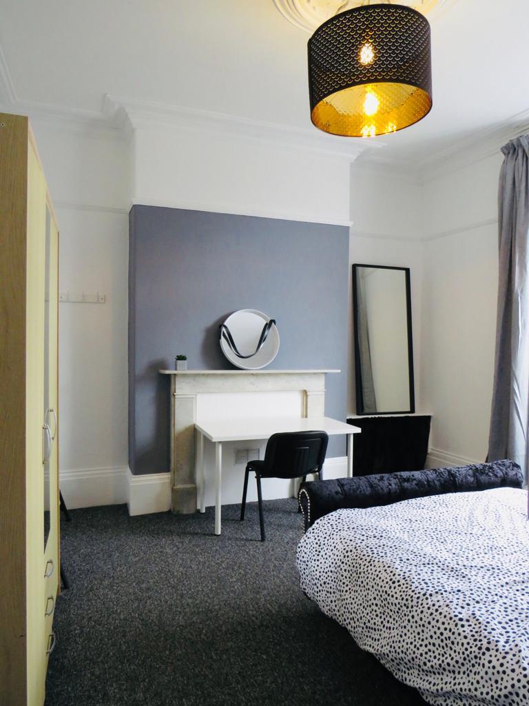 152 North Road East, Plymouth, Devon, PL4 6AQ Image 61