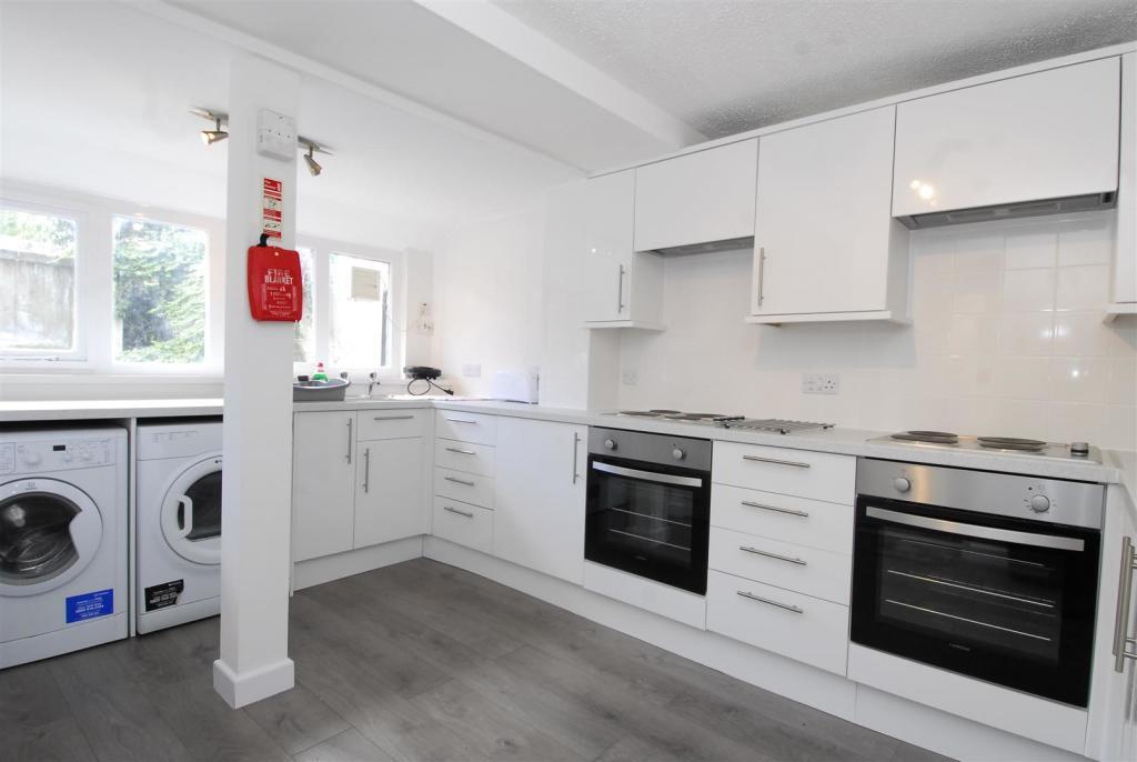 35 North Road East, Plymouth, Devon, PL4 6AY Image 3