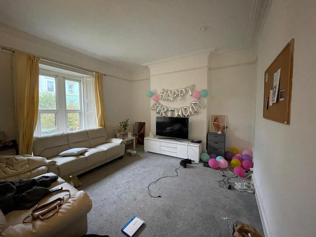 35 North Road East, Plymouth, Devon, PL4 6AY Image 4