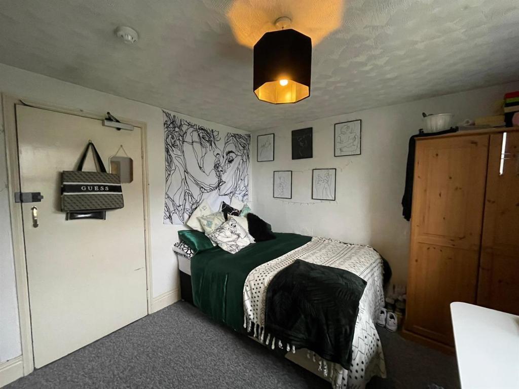 35 North Road East, Plymouth, Devon, PL4 6AY Image 5