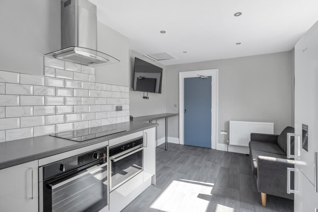 31 Connaught Avenue, Plymouth, Devon, PL4 7BT Image 6