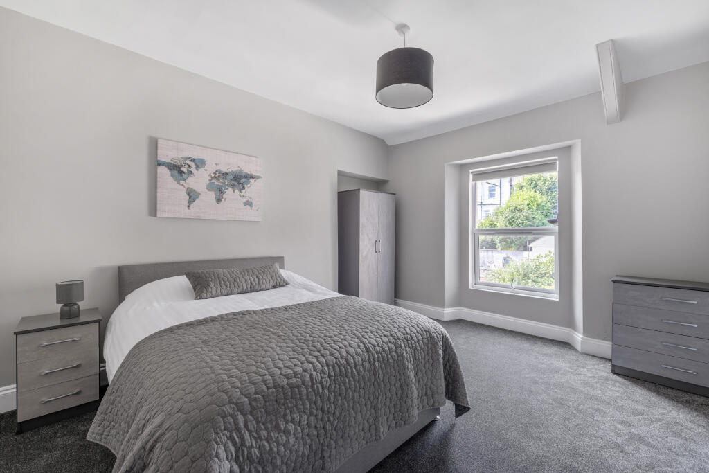 31 Connaught Avenue, Plymouth, Devon, PL4 7BT Image 10