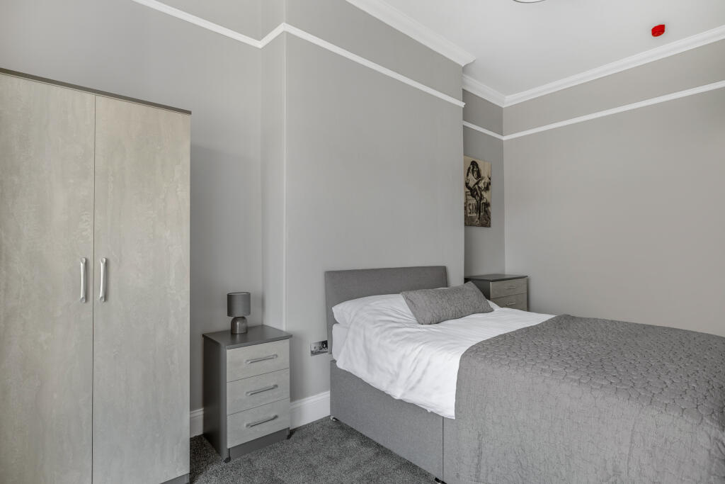 31 Connaught Avenue, Plymouth, Devon, PL4 7BT Image 13