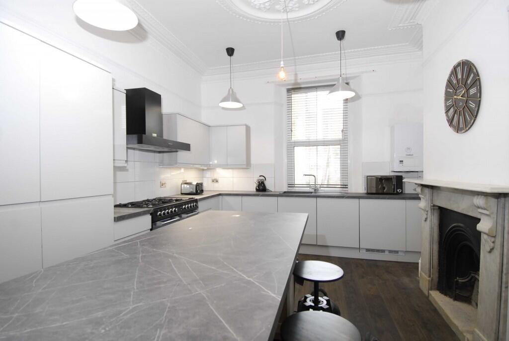 18 Alexandra Road, Plymouth, Devon, PL4 7JS Image 11