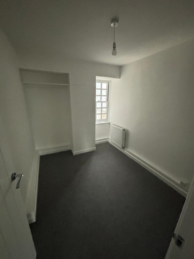 Flat 4 The Old Tannery Image 3