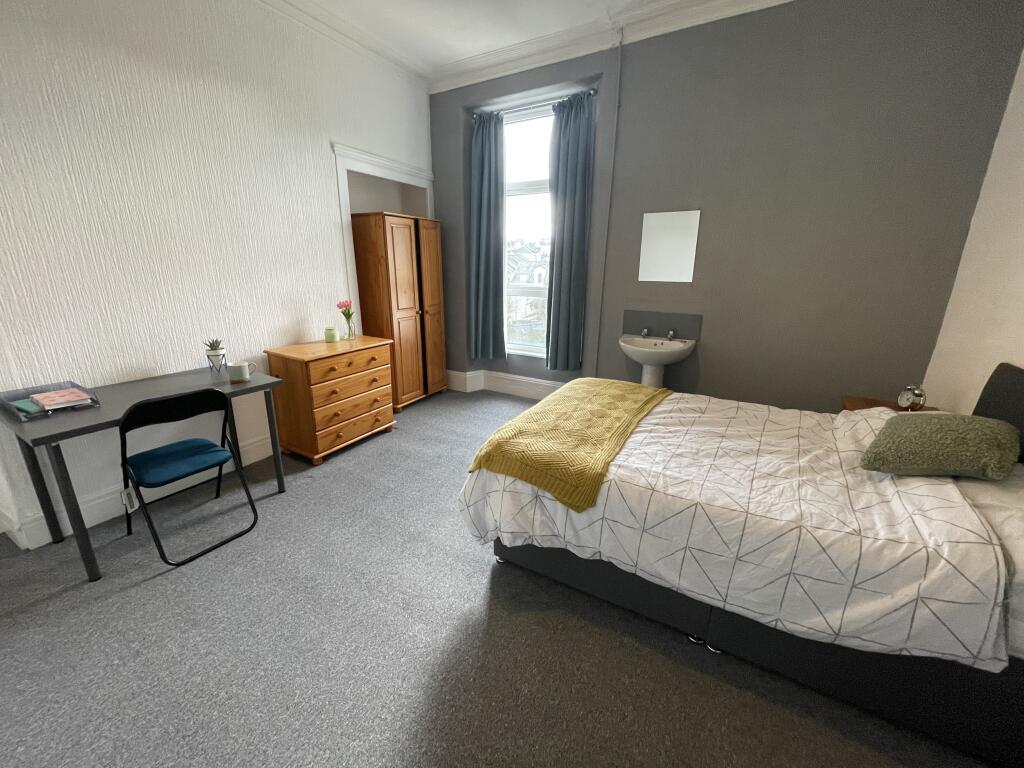 28 Lisson Grove, Plymouth, Devon, PL4 7DN Image 10