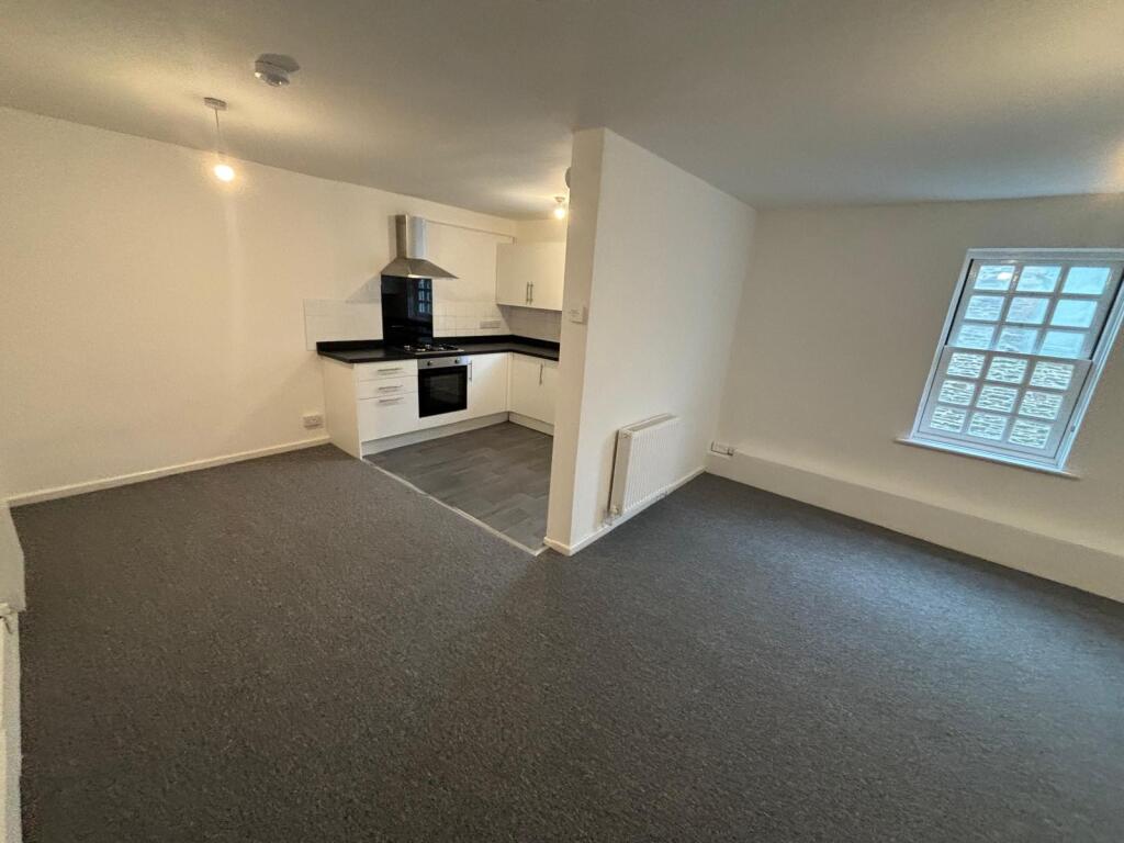 Flat 3 The Old Tannery Image 2