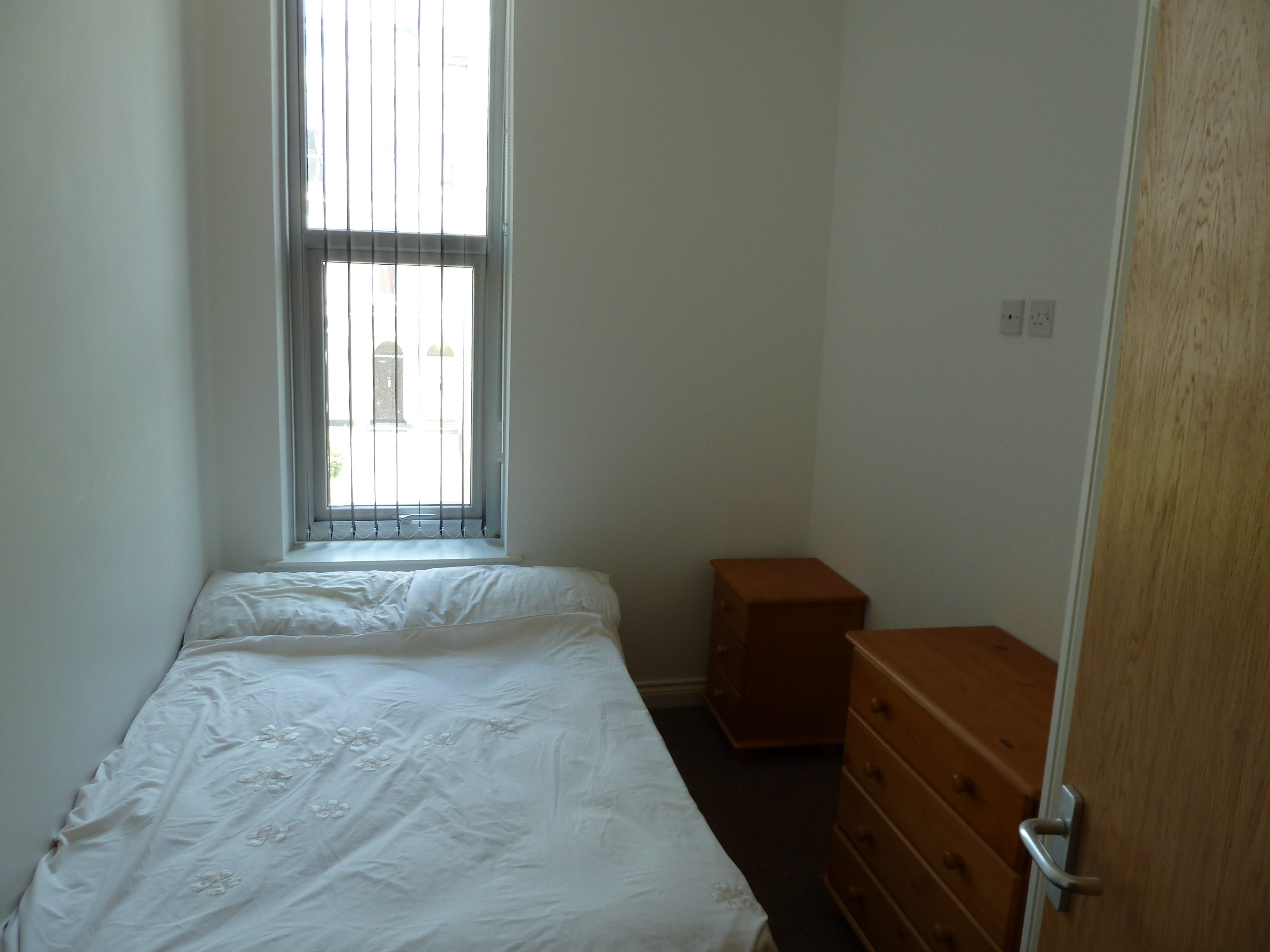 11 Whitefield Tce, Flat 4, Plymouth, PL4 8NH Image 5