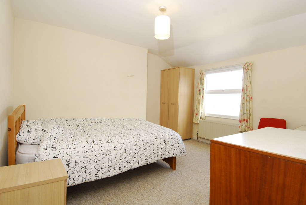 204 North Road West TFF, Plymouth, Devon, PL1 5DE Image 4