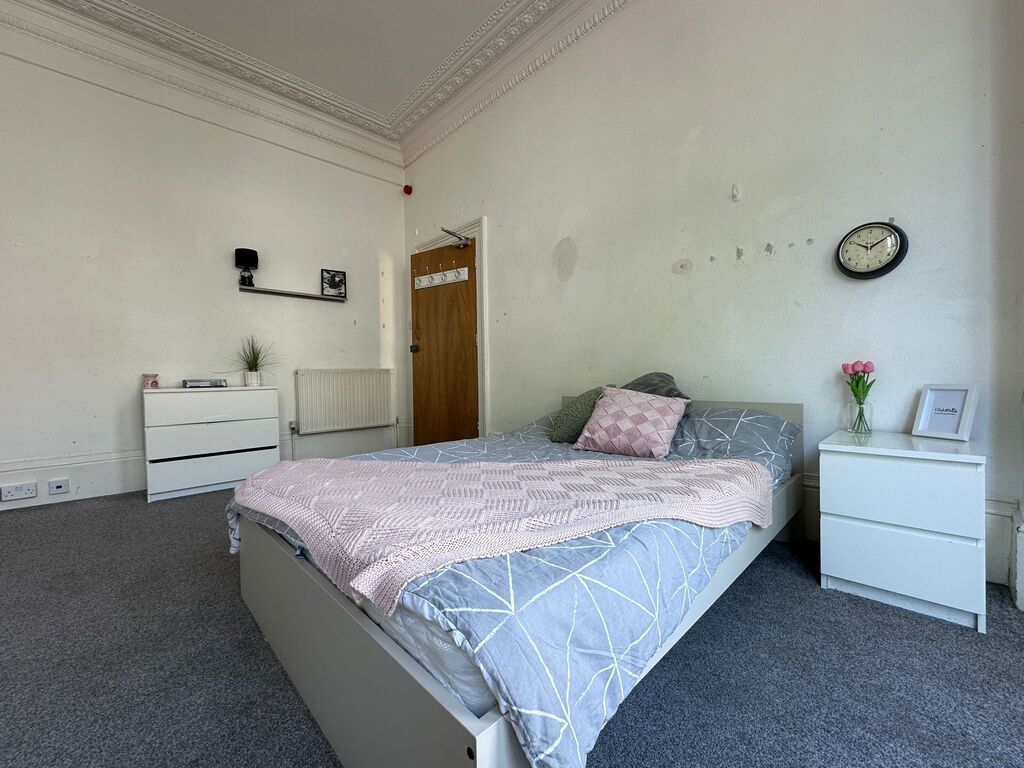 35 Sutherland Road Image 3