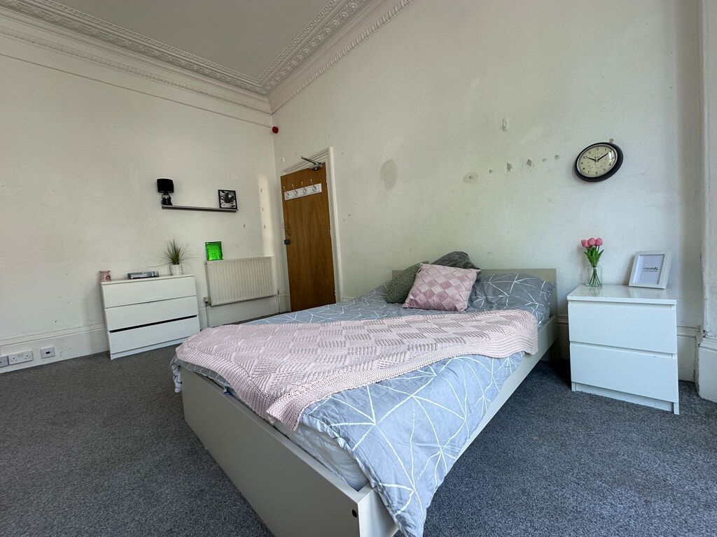 35 Sutherland Road, Plymouth, Devon, PL4 6BN Image 4