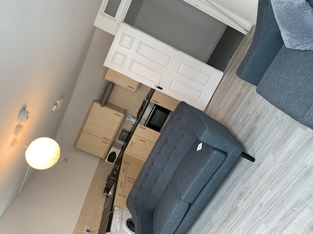 1 Sutherland Road, Coach House Image 2